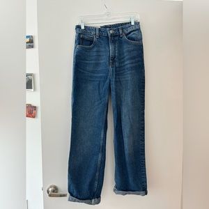 H&M 90’s Baggy Jeans